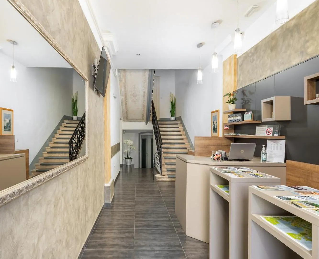 Boutique Suites Joyce